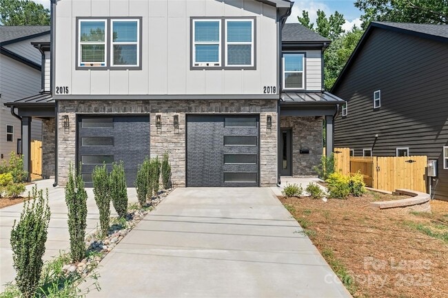 Building Photo - 2019 Wilson Ave