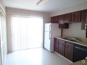 Building Photo - 51 Castle Royal Dr