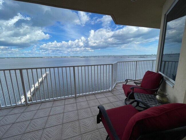 Foto del edificio - 6504 Bridge Water Way