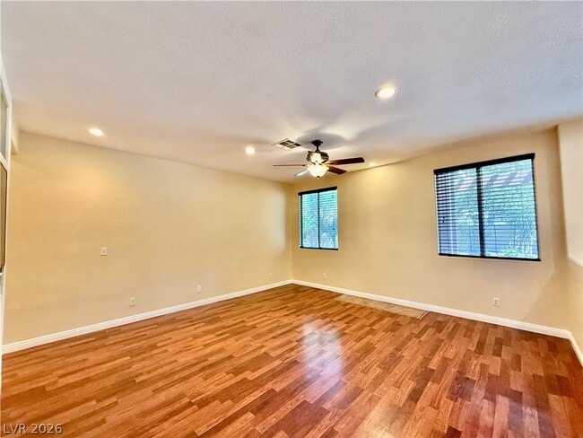 Building Photo - 6800 Fruit Flower Ave