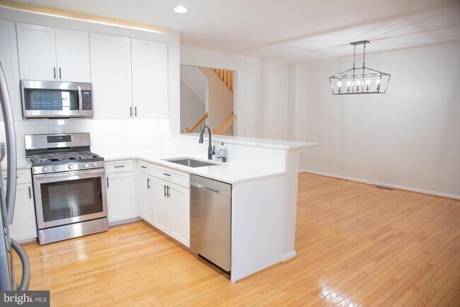 Foto del edificio - 3347 Wilton Crest Ct