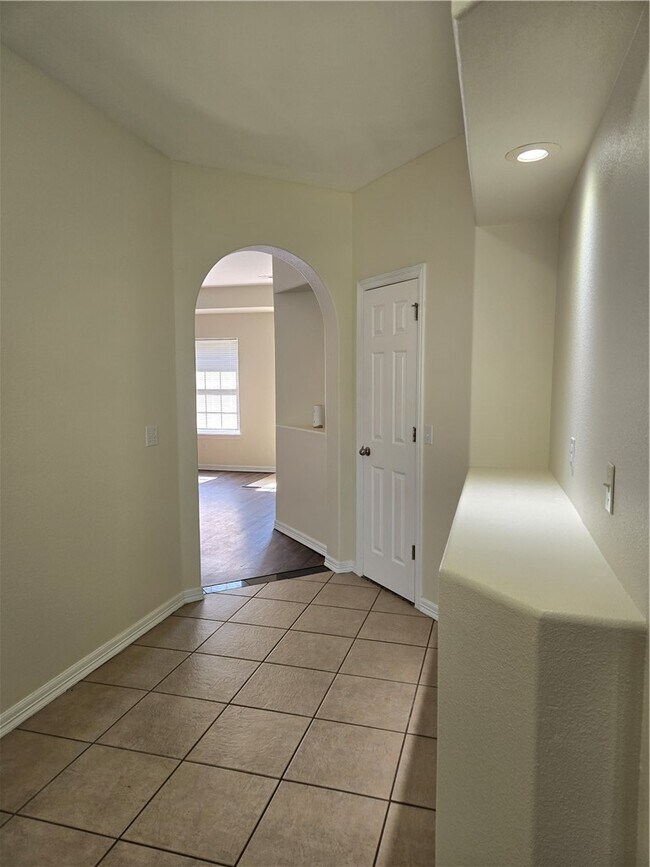 Building Photo - 1703 N Valor