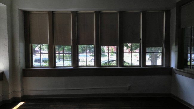 Building Photo - 1475 N Delaware St