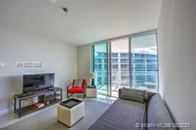 Foto del edificio - 6700 Indian Creek Dr
