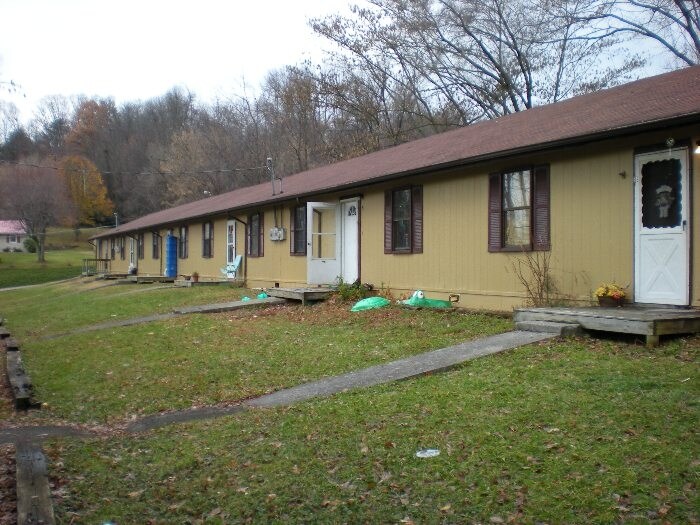 Primary Photo - Lawrence Street Apartments