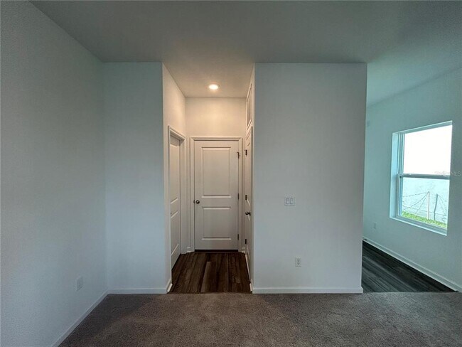 Building Photo - 35387 Eastbrook Ave