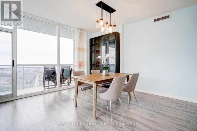 Building Photo - 223 Webb Dr