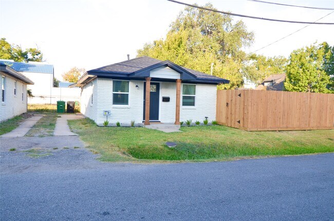 Foto del edificio - 3011 Columbia St