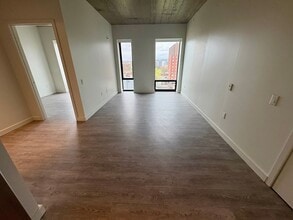 Interior Photo - Baumhaus Apartments