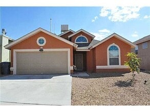 Building Photo - 232 Barnsworth Ct