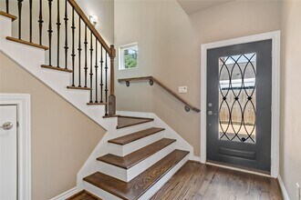 Building Photo - 4312 Dickson St