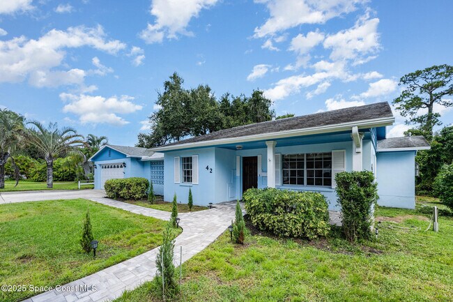 Building Photo - 42 N Fernwood Dr