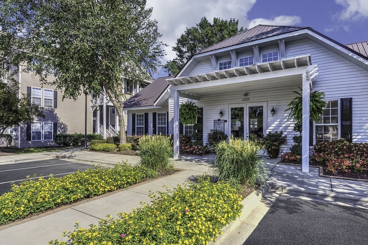 Arbor Steele Creek Apartments Charlotte, NC