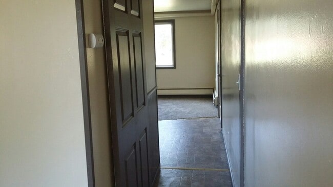525 - 1BR - Canal Apartments