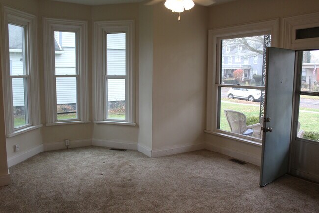 Foto del edificio - 621 N King St