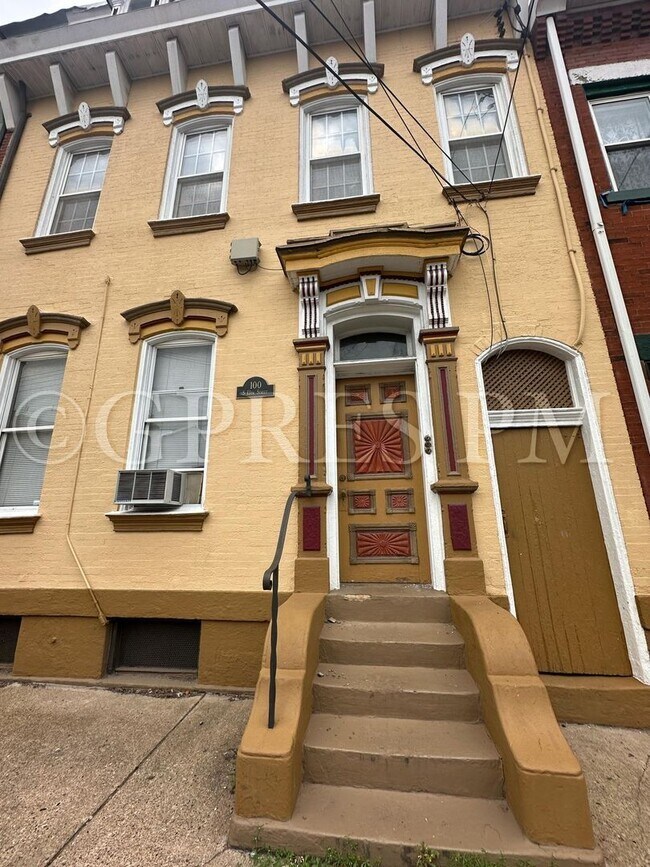 Photo - 100 S 13th St Apartment