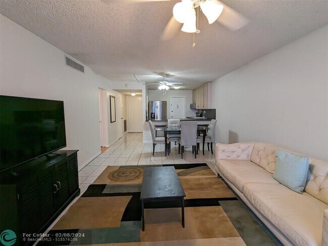 Foto del edificio - 1400 S Ocean Dr