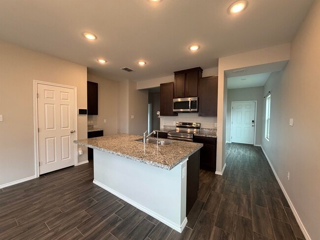 Building Photo - 1607 Decano Ln
