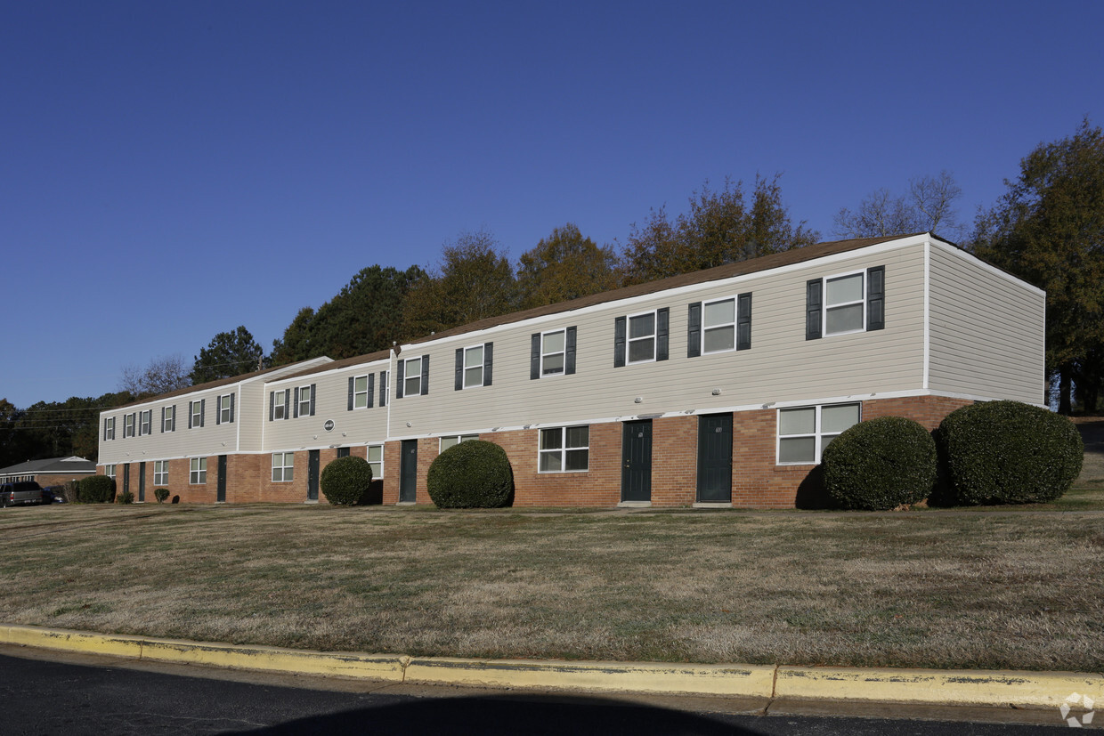 Primary Photo - Laurens Terrace Apartments