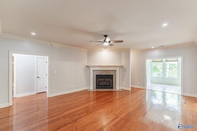 Foto del edificio - 125 Monument Ln