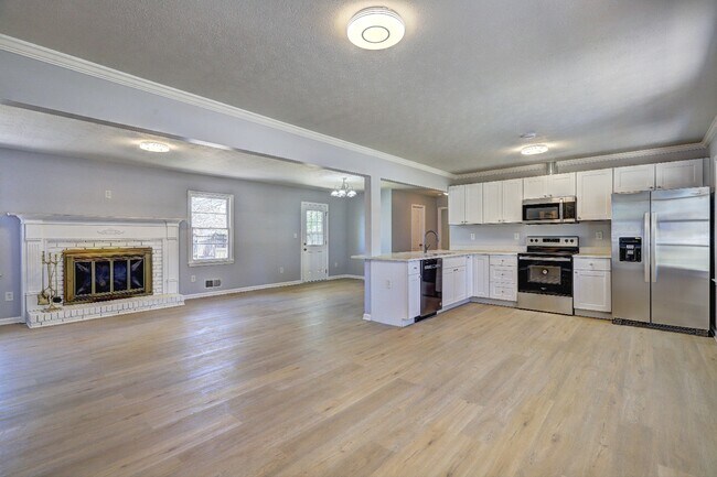 Foto del edificio - 469 Dogwood Dr