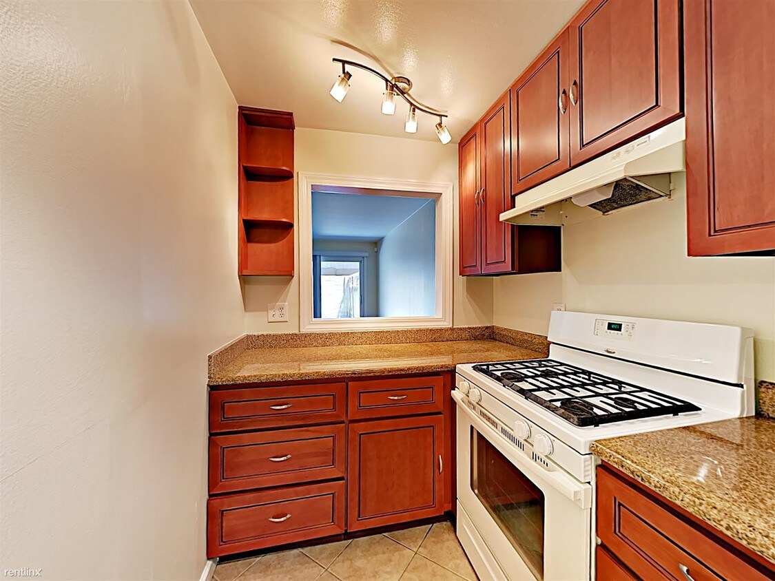 2 br, 2 bath - 9700 Mountain Blvd APT 5 - 2 br, 2 bath  - 9700 Mountain Blvd APT 5
