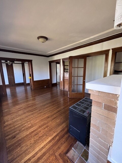 living room - 344 40th St