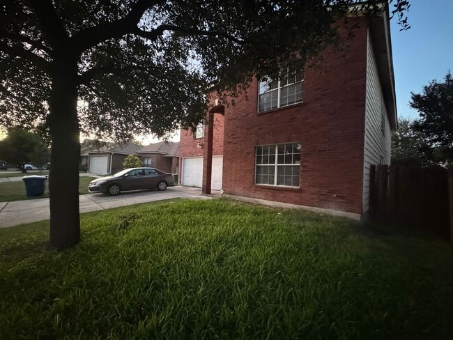 4 Bedroom 2 1/2 Bath Plus Office Near 151 ... - 4 Bedroom 2 1/2 Bath Plus Office Near 151 ... House