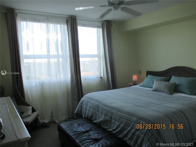 Foto del edificio - 2665 SW 37th Ave