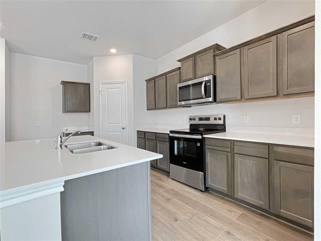 Building Photo - 1108 Riverbrook Ln