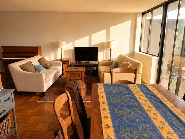 Foto del edificio - 155 Brewster St