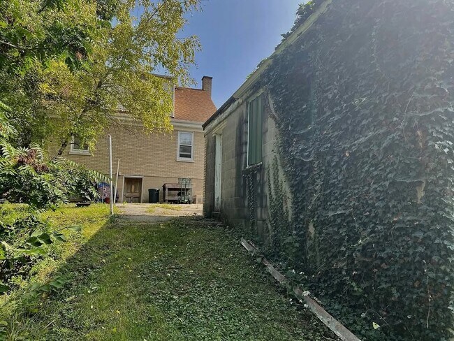 Foto del edificio - 719 S Jefferson St