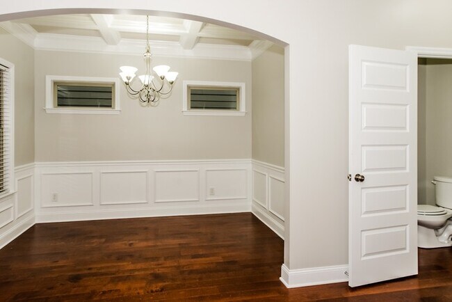 Foto del edificio - Adorable 4 Bedroom Home