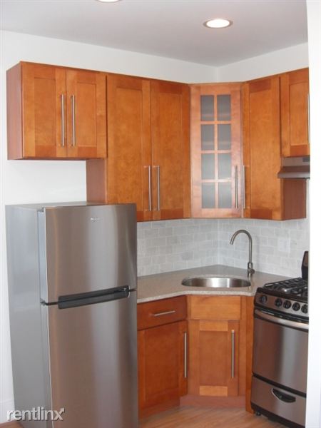 Building Photo - 2713 W Girard Ave