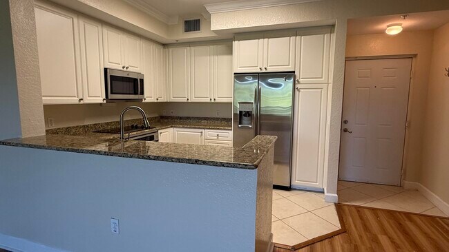Foto del edificio - 1690 Renaissance Commons Blvd