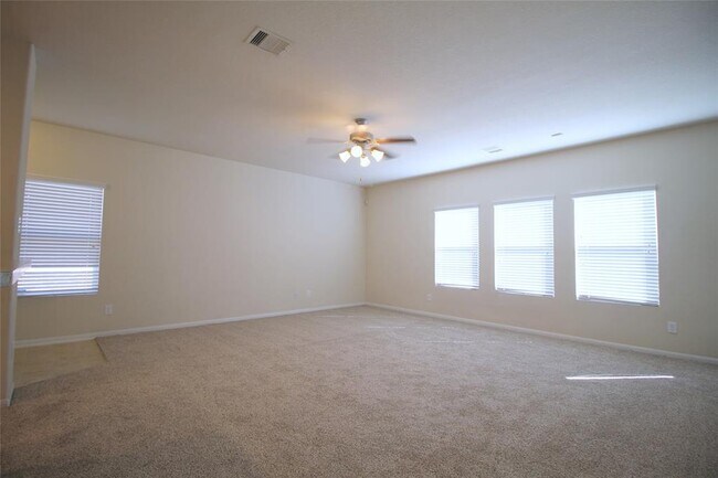 Foto del edificio - 4910 Hidden Nest Ct