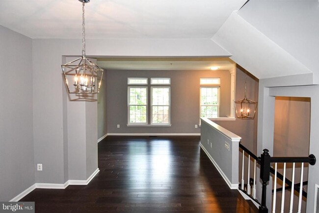 Building Photo - 990 Harrison Cir