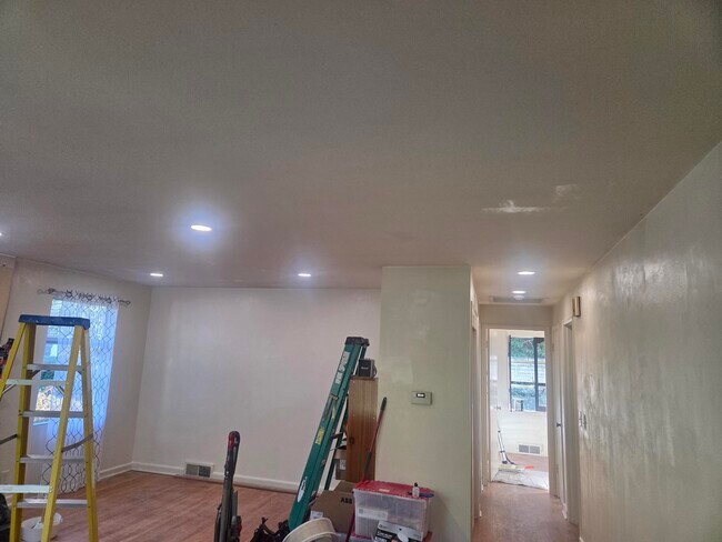 Foto del edificio - 3543 NE 93rd St