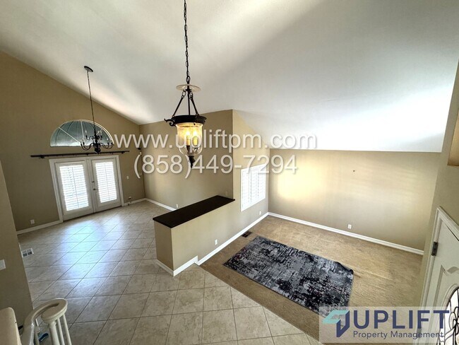 Building Photo - Gated Community Canyon Lake - Large 3 bedr...