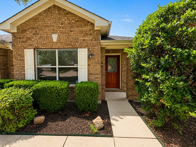 Building Photo - 10420 Devin Ln