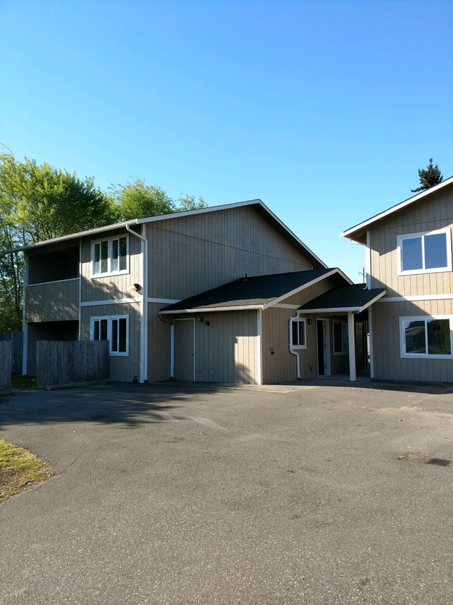 Building Photo - 1003 South C Street - 1