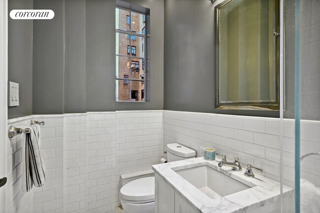 Foto del edificio - 11 W 81st St