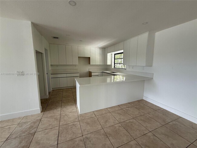 Building Photo - 10701 SW 68th St