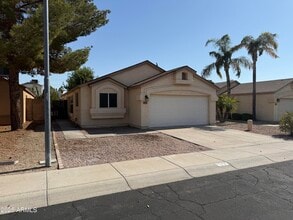 Building Photo - 4019 W Fallen Leaf Ln