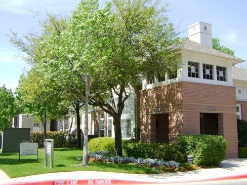 Building Photo - 2929 Kings Rd