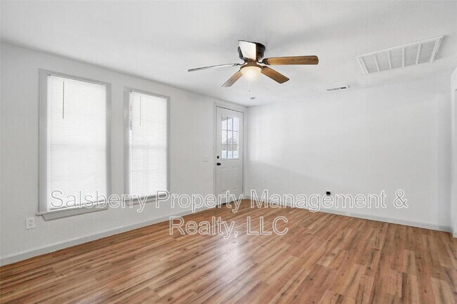 Foto del edificio - 1100 SE 9th St