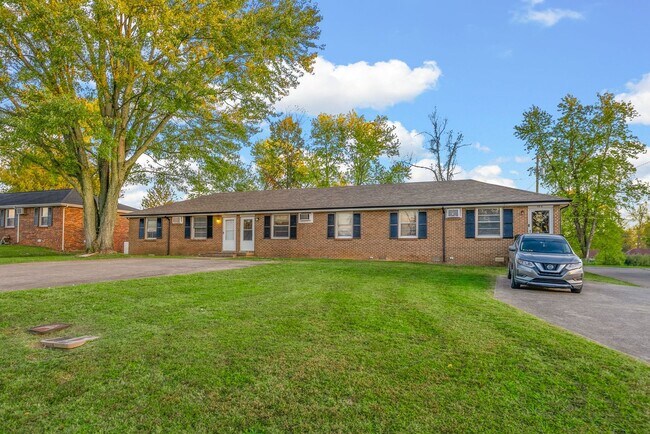 Foto del edificio - 110 Tandy Dr