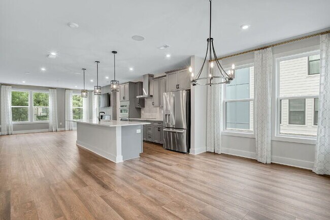 Foto del edificio - Expansive 3-Bedroom Condo featuring 2.5 Bathrooms and 2,345 Sq. Ft. of Comfort in Richmond!