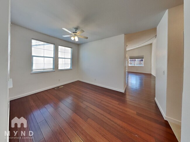 Building Photo - 2770 Aristedes Dr