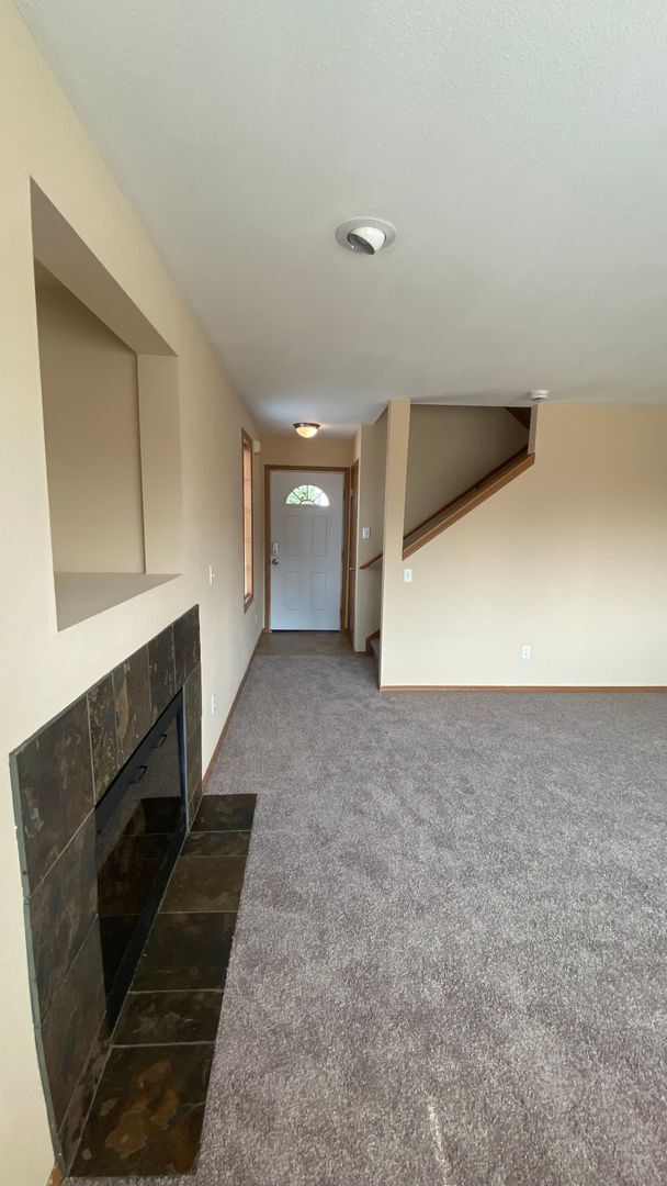 Foto del edificio - CFC (Russell)-Spanaway Duplex